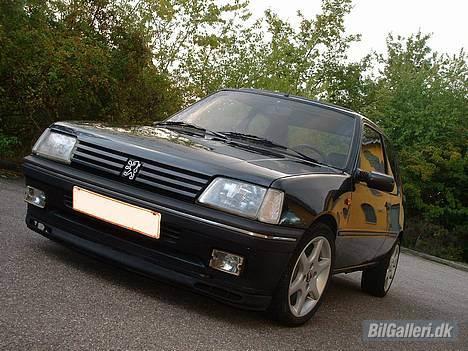 Peugeot 205 XS *SOLGT* billede 1