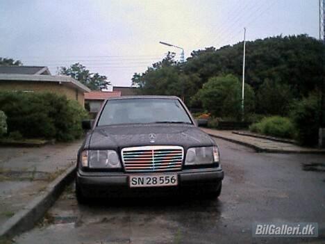 Mercedes Benz E 300 Deisel billede 2