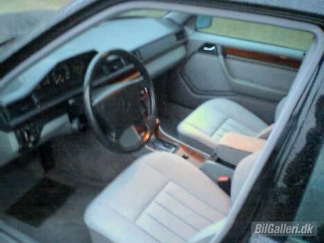 Mercedes Benz E 300 Deisel billede 4