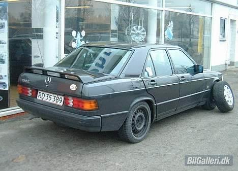 Mercedes Benz 190 E billede 2