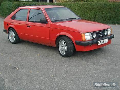 Opel Kadett D (Solgt) billede 4