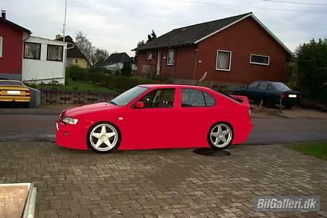 Nissan Primera SLX billede 1