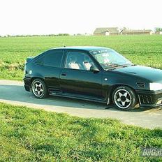 Opel Kadett E