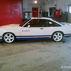 Opel Manta i200