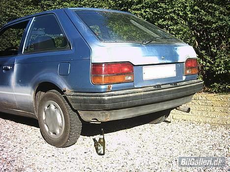 Mazda 323 LX billede 3