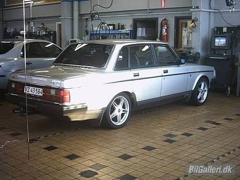 Volvo 240 GL - Soooommer, sommer og sol! billede 10