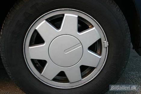 VW Jetta 19E - Originale 13" alufælge fra fabrikken. billede 10