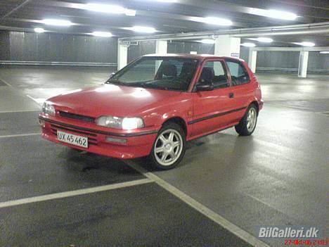 Toyota Corolla (EE90) - SOLGT - 27. oktober 2006: Billede taget i parkeringskælderen under Fields billede 7