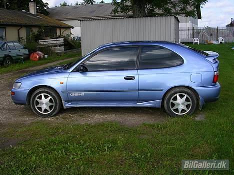 Toyota Corolla 1.6GSI  20v SOLGT - Funky farver vognen får fra denne vinkel? :o) billede 6