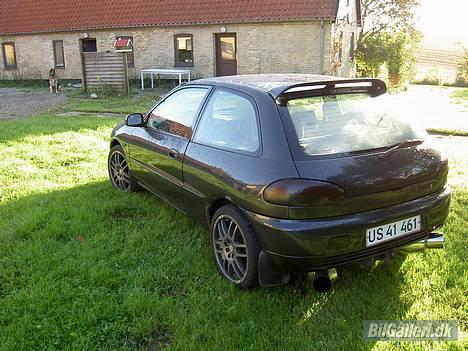 Mitsubishi colt - her er bilen med 17" oz f1 racing. dark look billede 7