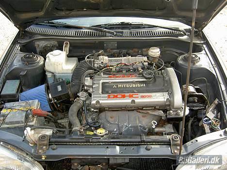 Mitsubishi colt - Her er den lille kværn billede 8