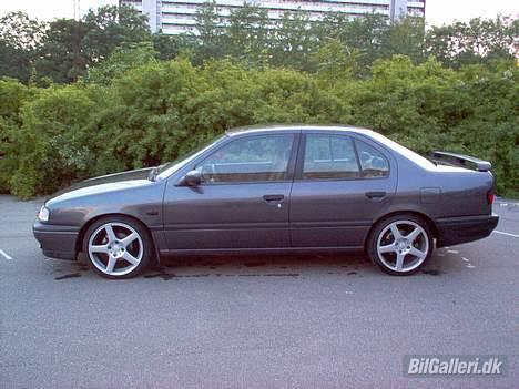 Nissan Primera ***SOLGT*** - Fra siden billede 1