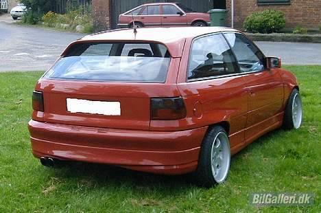 Opel Astra F - Sådan så bilen ud før den nye lakering billede 5