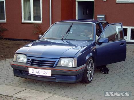 Opel Ascona billede 1