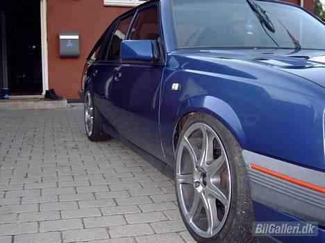 Opel Ascona billede 8