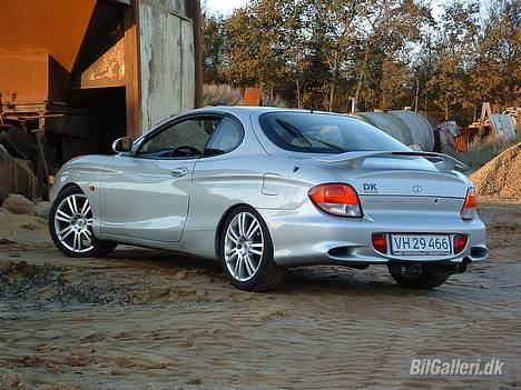 Hyundai coupè billede 2