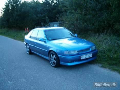 Opel vectra 2,0I 16v gt SOLGT billede 2