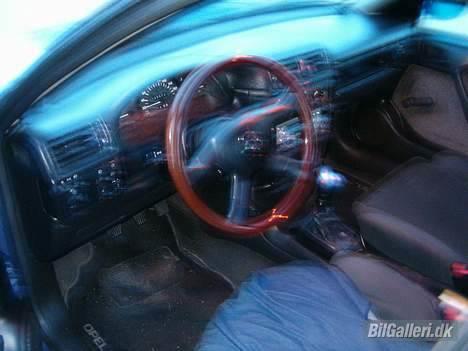 Opel vectra 2,0I 16v gt SOLGT billede 5