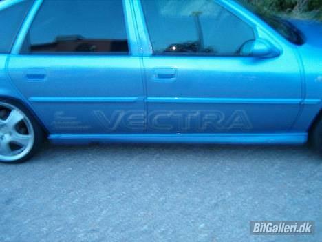 Opel vectra 2,0I 16v gt SOLGT billede 7
