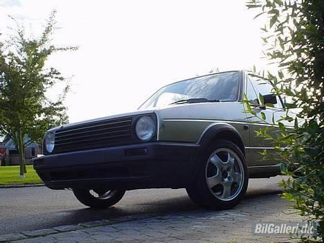 VW golf 1,8 cl SOLGT! billede 5