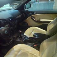 BMW 325i Cabrio " Solgt "