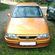 Opel vectra *SOLGT*