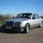 Mercedes Benz 190E