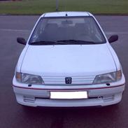 Peugeot 106