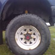 Toyota hilux 2,4 D (SOLGT)