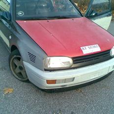 VW Golf 3  *BYTTET*
