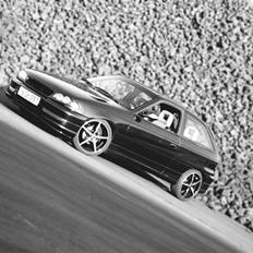 Opel Astra F - GSi 16v - SOLGT