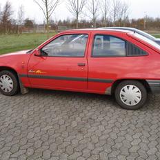 Opel kadett E 1,4i Fun *SOLGT*
