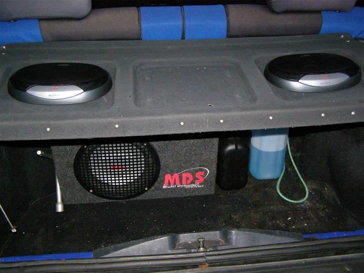 Skoda favorit 135lx **SOLGT** - JUBBIII nu er der plads til 1 kasse øl billede 14