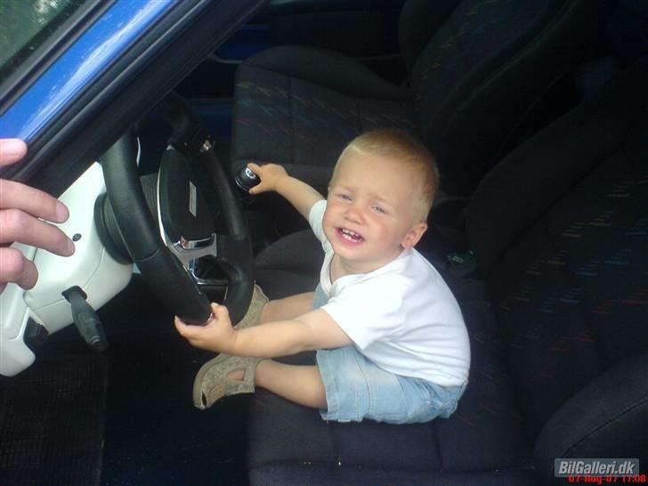 Peugeot 106 rallye 1.6 8V (SOLGT) - jeg bliver da en god far :p billede 16