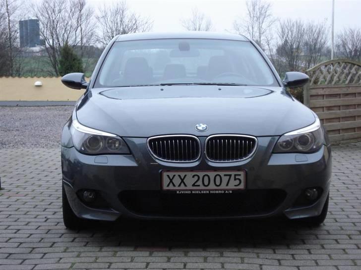BMW 530d E60 ( Solgt 10-2013 ) - Har lige fået mont. M-tech kofangere billede 1