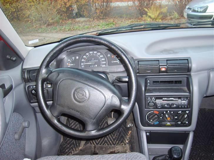 Opel Astra f  ---Solgt--- billede 5