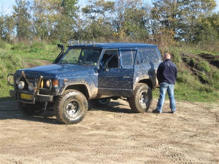 Toyota Land Cruiser HJ60½ Solgt billede 1