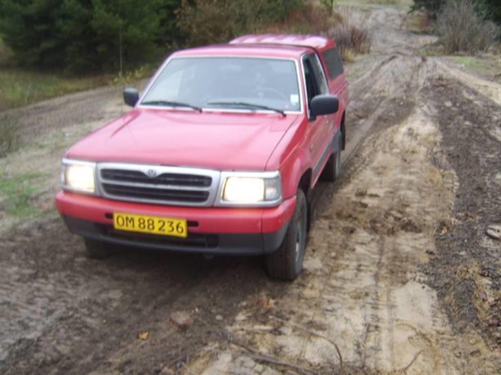 Mazda B2500 xcab plus 4x4 billede 11