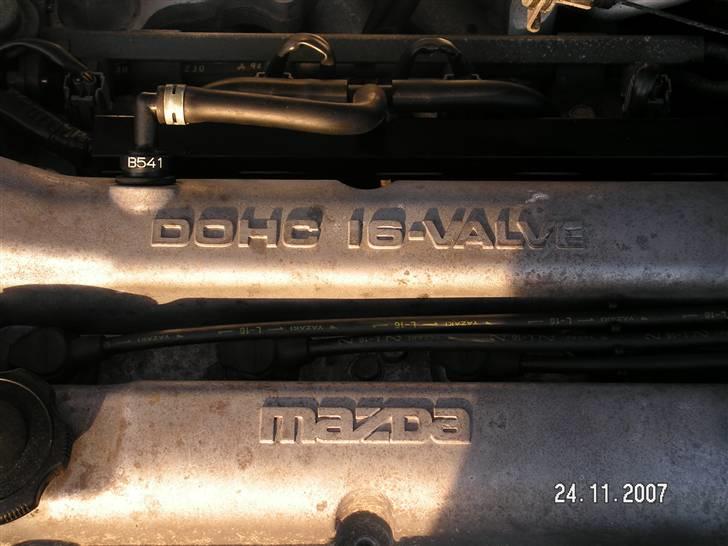 Mazda 323 C 1,5 lx billede 7