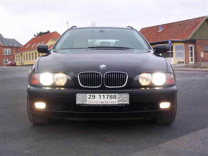 BMW 540i Touring Individual  billede 1