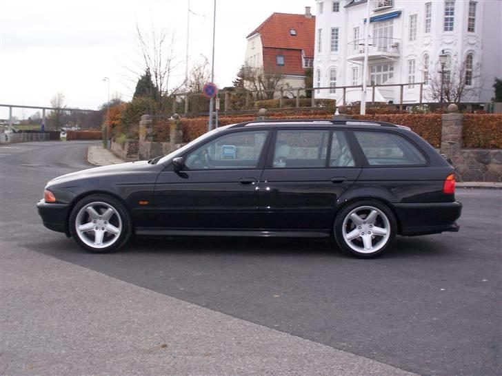 BMW 540i Touring Individual  billede 3