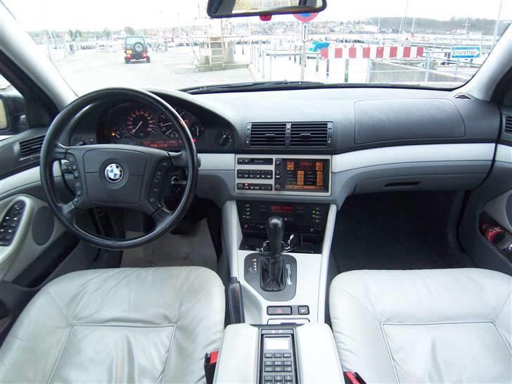 BMW 540i Touring Individual  billede 10