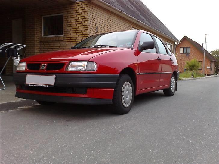 Seat Cordoba 1.6 (SKROTTET) - Her er de grimme fælge (vinter) billede 2