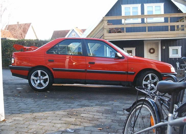 Peugeot 405 2.0 gtx billede 1