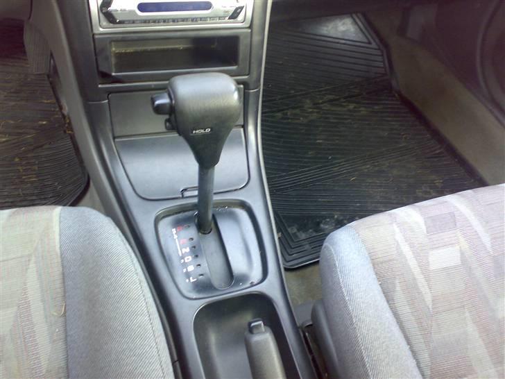 Mazda 626 2.0 GLX Aut. - Automatgear, Virkelig cruiser stil virkelig behageligt at køre med... billede 6