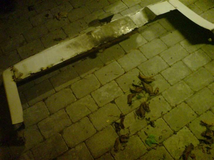 Volvo 740 2.3 GL - Har købt disse Add-on skørter de skal bare have en kælig hånd :-D billede 16