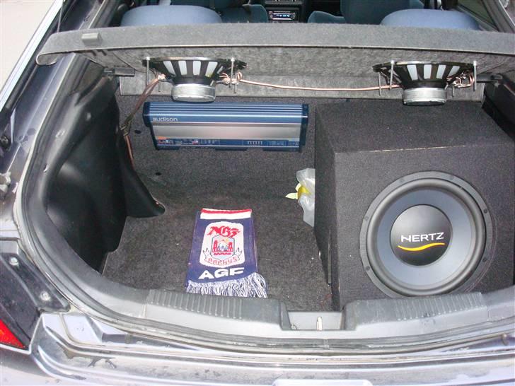 Mazda 323 F  billede 5