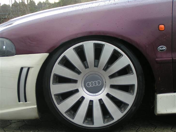 Audi A4 1,8 Turbo *DØD* billede 2