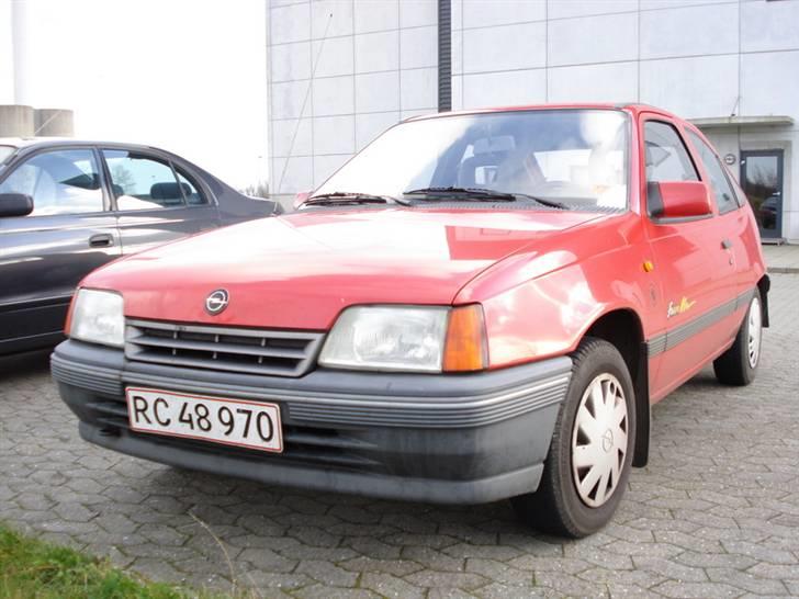 Opel kadett E 1,4i Fun *SOLGT* billede 5
