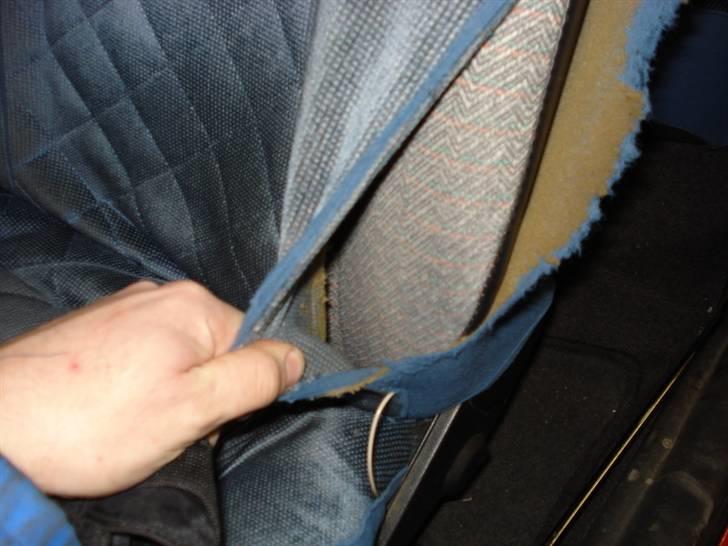 Opel kadett E 1,4i Fun *SOLGT* - skule lige se sæderne under det overtrækket.. fin :-) billede 12